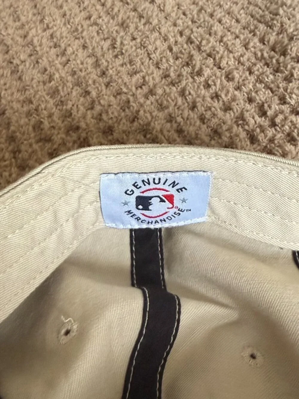 New York Yankees Cream & Beige Adjustable Baseball Cap